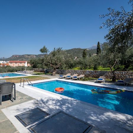 Torri Di Pietra Villa Stoúpa Eksteriør bilde